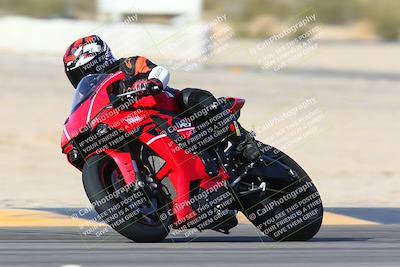 media/Jan-13-2024-SoCal Trackdays (Sat) [[9c032fe5aa]]/Turn 4 (135pm)/
